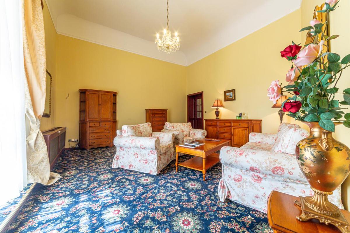 Chateau Zbiroh Kültér fotó