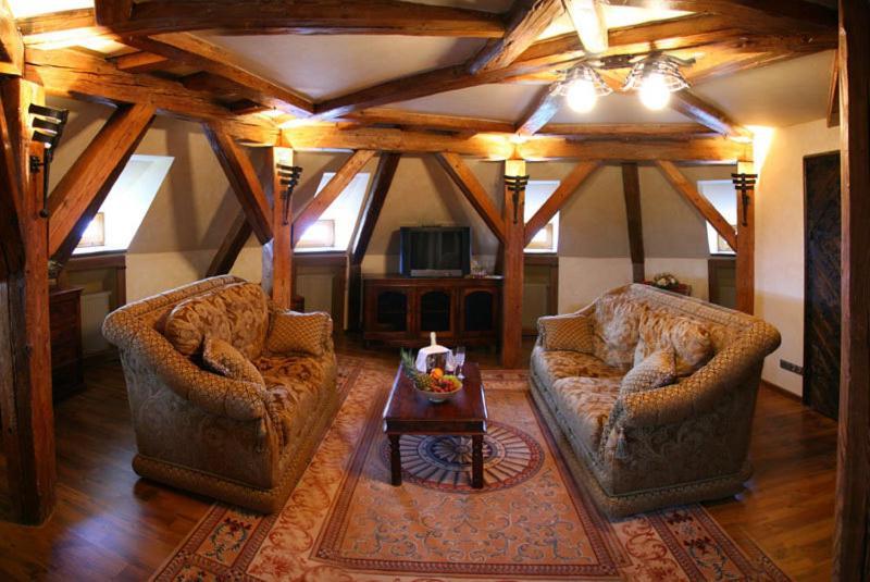 Chateau Zbiroh Szoba fotó